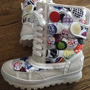 Coach boots